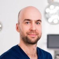 Dr. Botond Ádám fényképe
